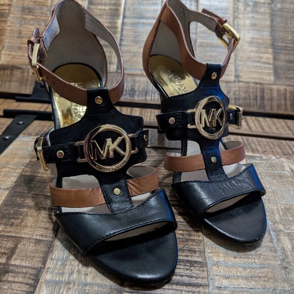Michael Kors 4 inch Heals - Picture 1 of 5